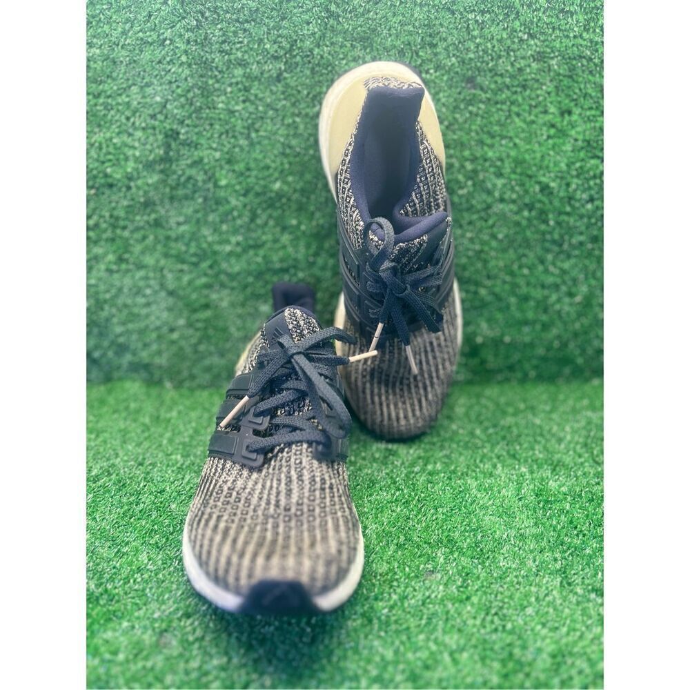 adidas Black and Gray Women’s Athletic Running Shoes - Picture 6 of 11